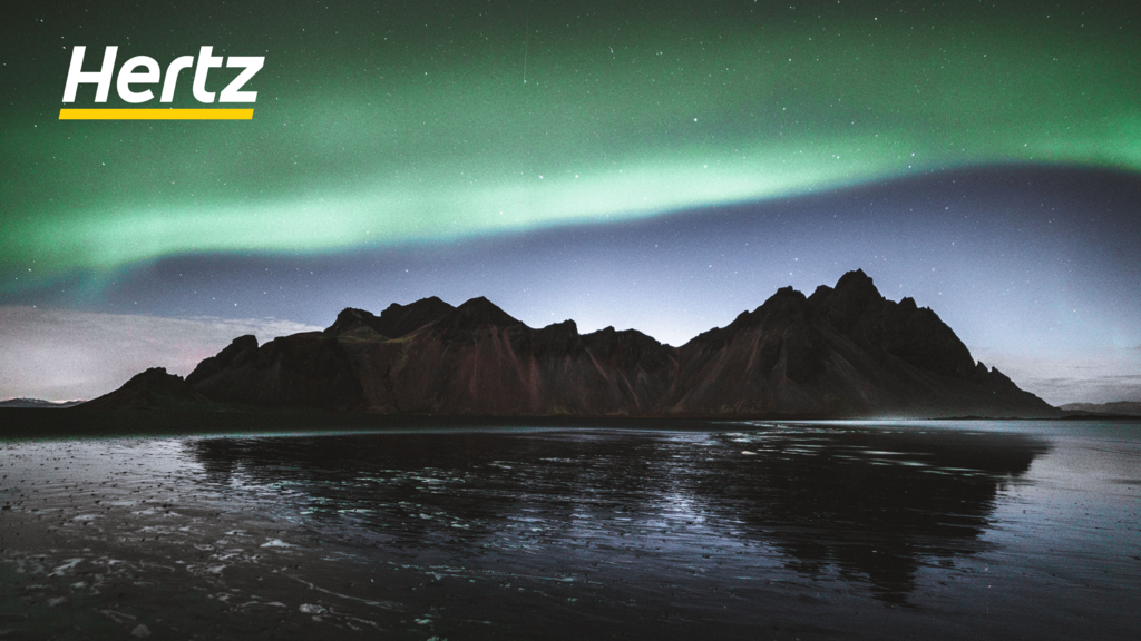 **Vestrahorn, in der Nähe von Höfn, mit Nordlichtern**