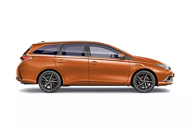 Toyota Corolla Wagon or similar | Automatic | 2WD