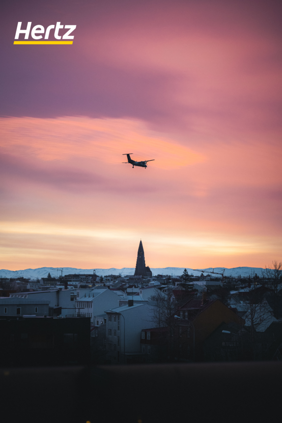la vue unique du coucher de soleil en Islande