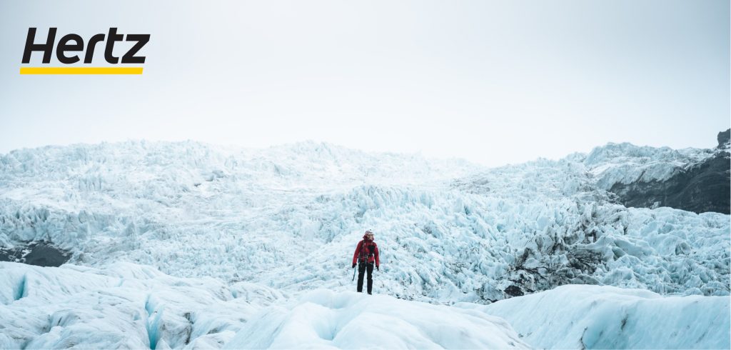 randonner sur un glacier est une excursion conseillée avec un guide