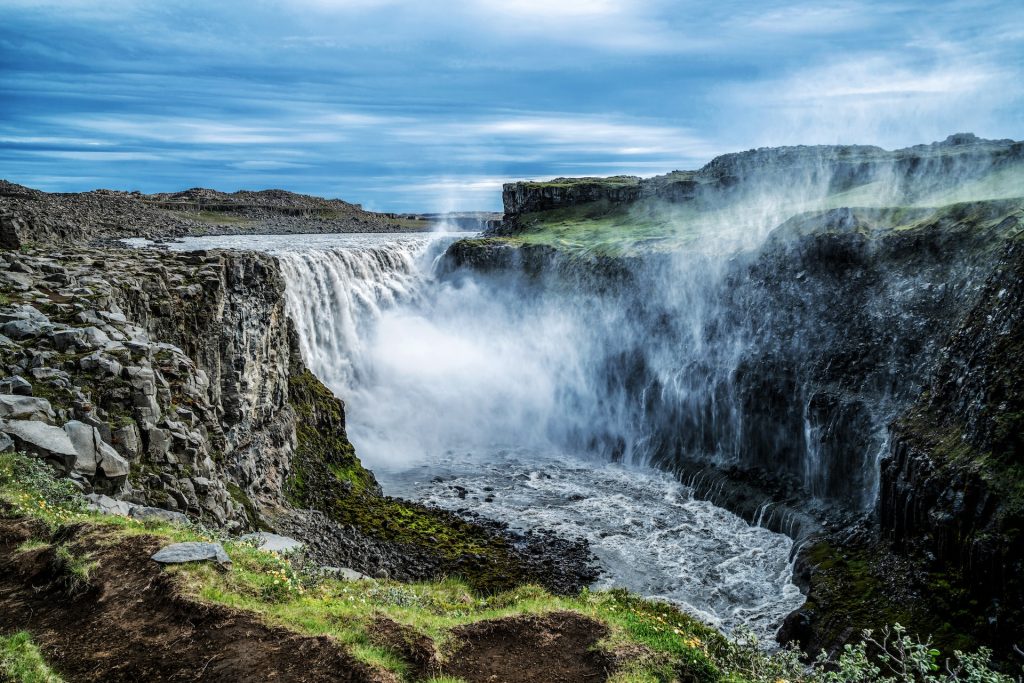 les vues de l'est de Dettifoss