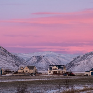 guide to Iceland's top town and cities