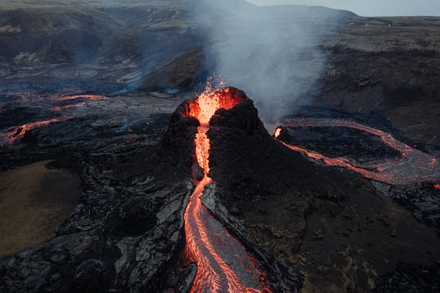 the 2021 Iceland volcano eruption in Iceland 2021