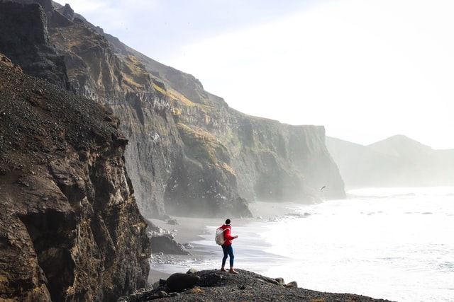 what to wear in iceland 