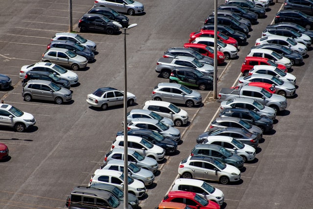 how to park the rental car in Iceland 