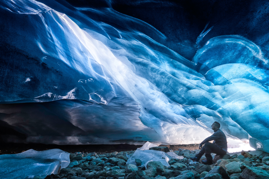 ice caves in iceland