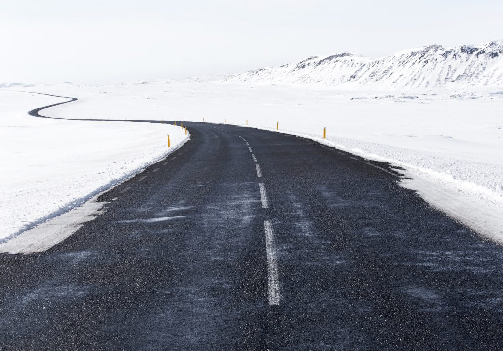 iceland winter road condition in November