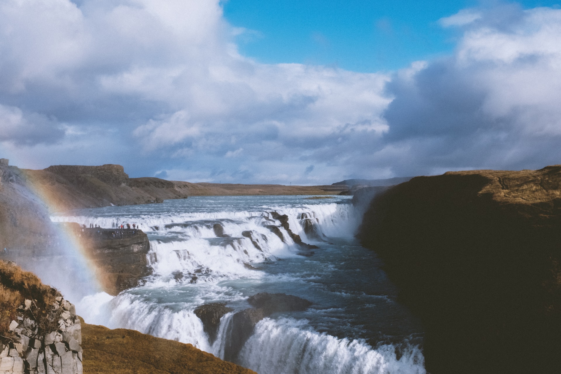 Cascada de Gullfoss en Islandia en mayo.