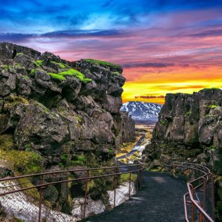 What continent is Iceland, and where can you see the tectonic plates in Iceland?