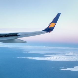 flights to Iceland full guide