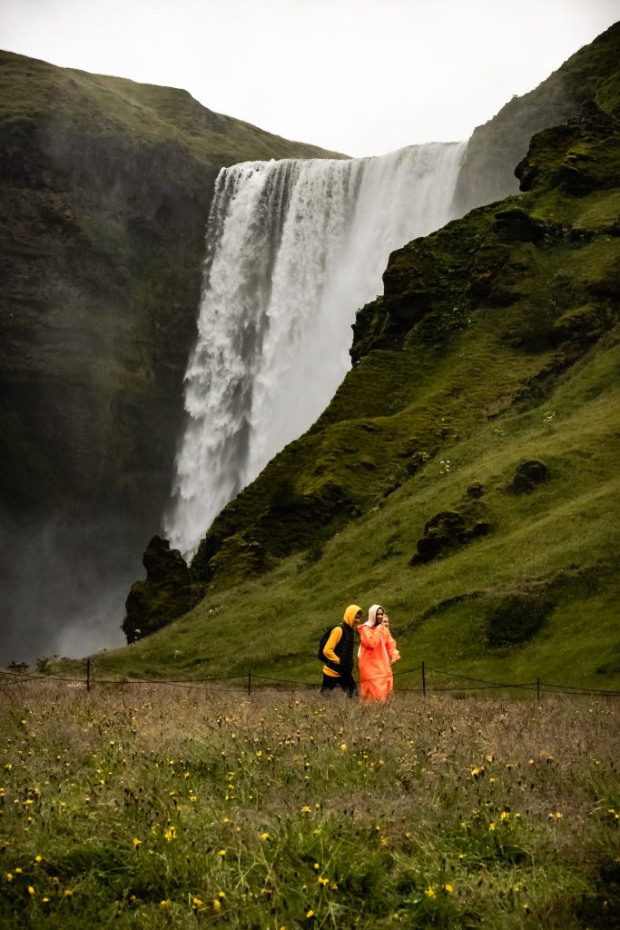 what to wear if visit iceland in august