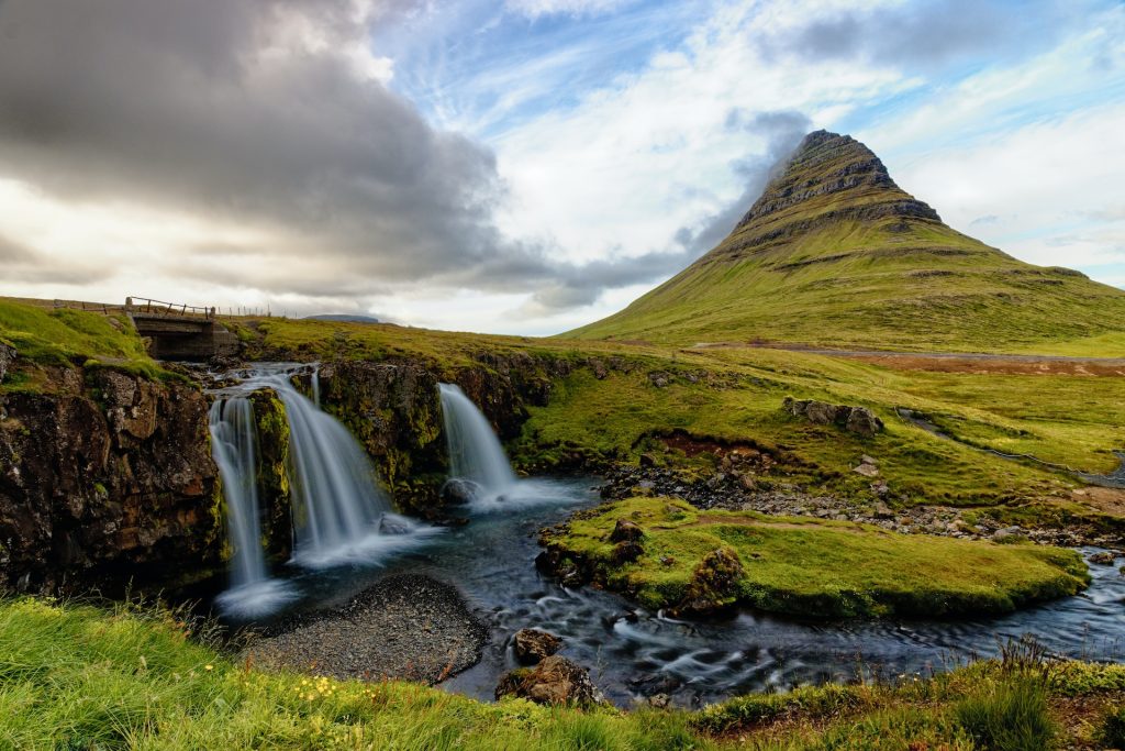 the view of kirkjufell in West iceland 