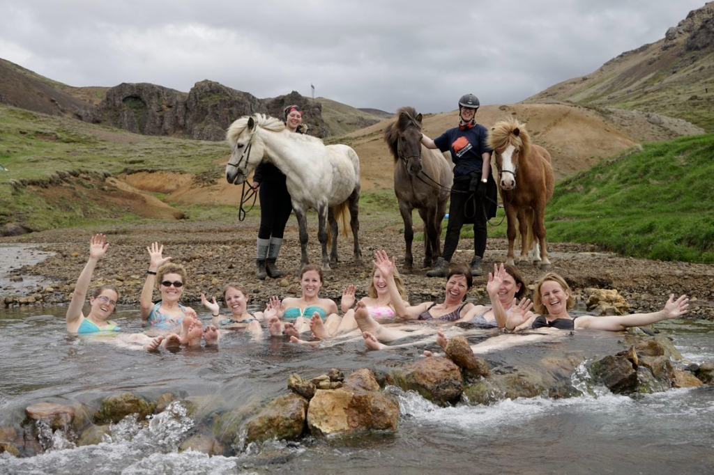 happy tourists at the Reykjadalur Valley 