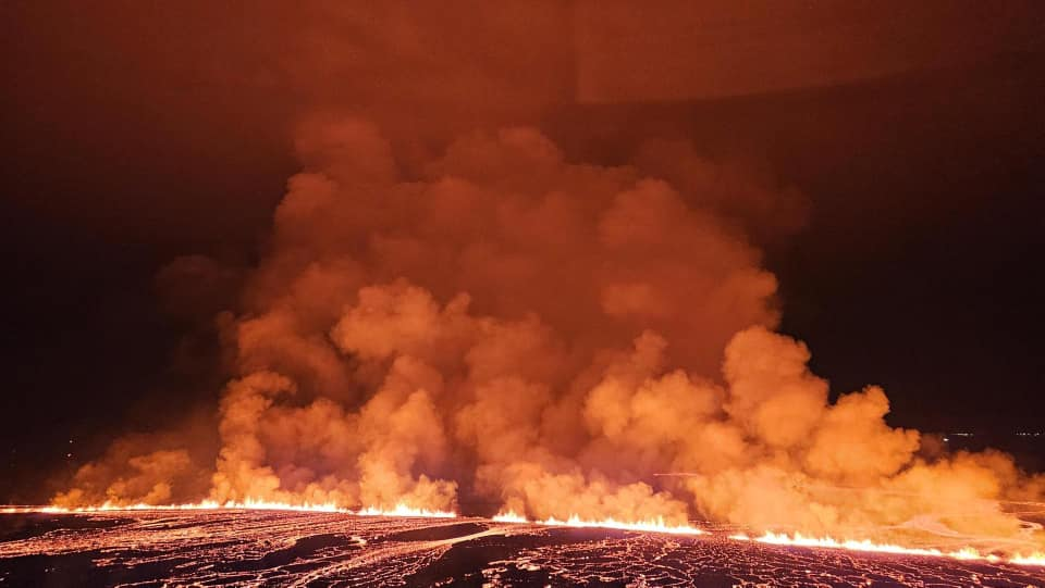 the current volcano eruption in Iceland