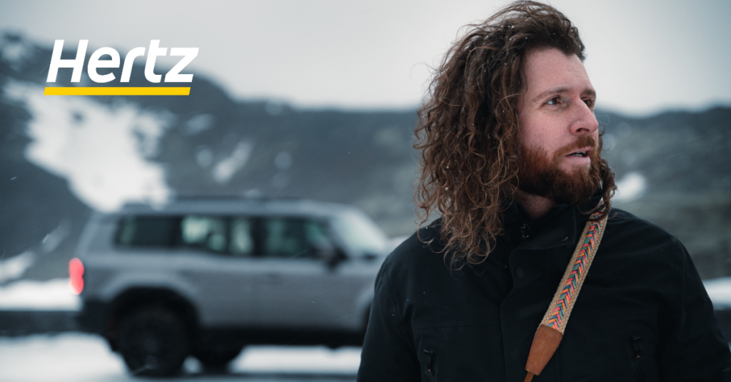 Hire a robust 4x4 SUV in Iceland winter