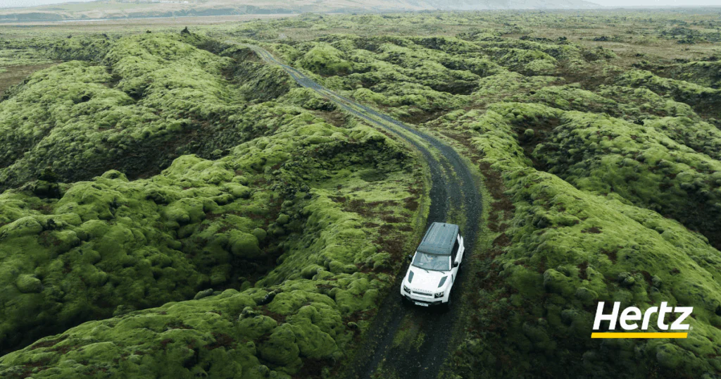 rent a automatic SUV in Iceland 