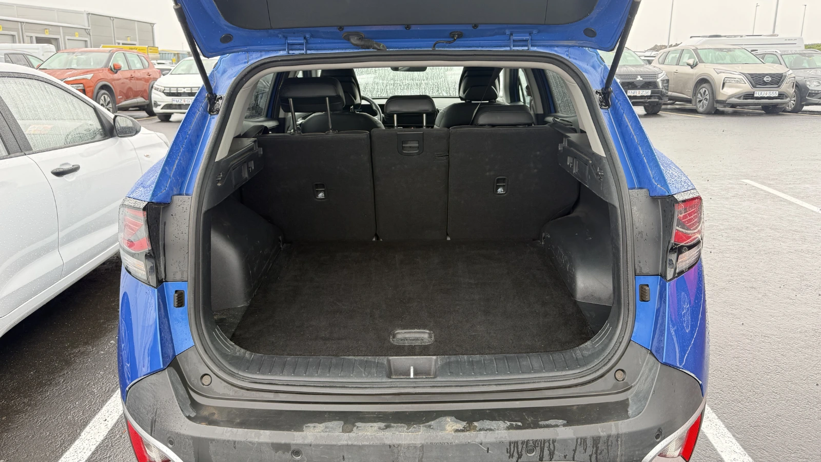 KIA Sportage empty trunk boot space Iceland rental