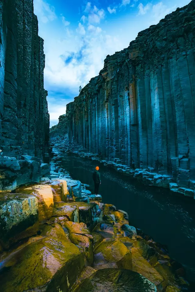 Car hire for Studlagil Canyon Iceland