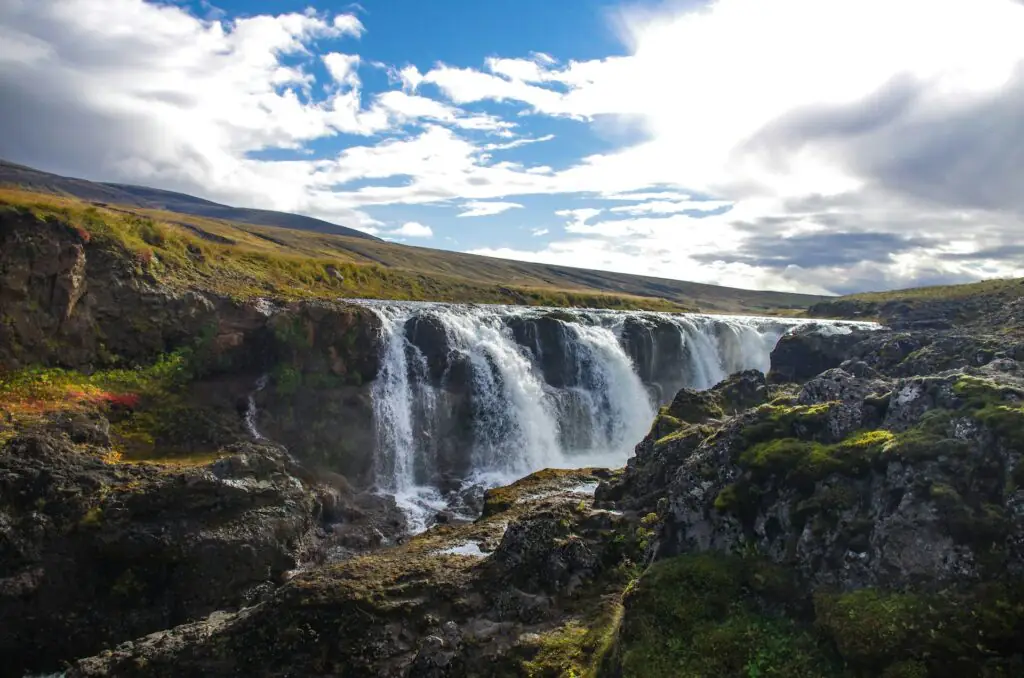 visit a lesser known canyon in the north iceland Kolugljúfur Canyon