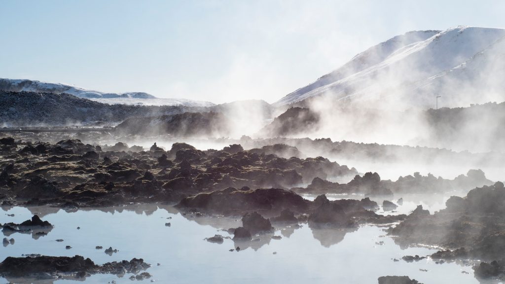 冰岛最佳天然地热温泉攻略