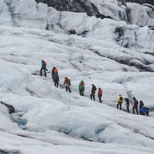 冰岛冰川徒步旅行攻略
