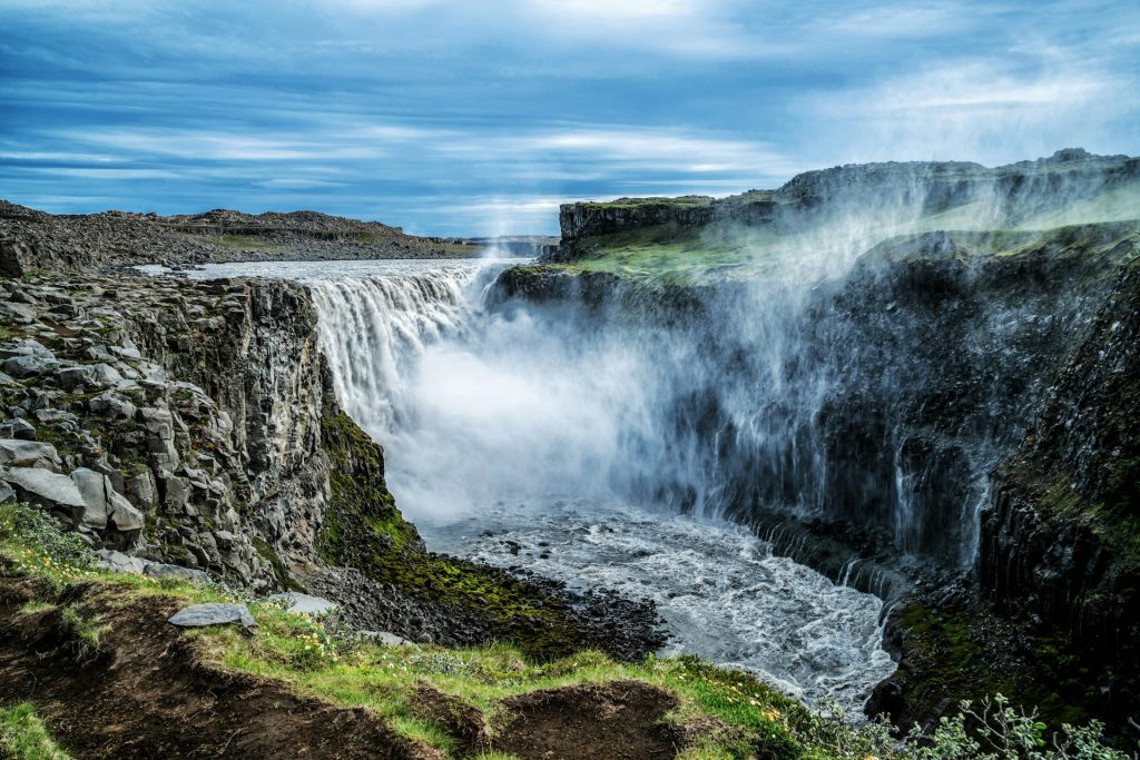 冰島北部的黛提瀑布(Dettifoss)